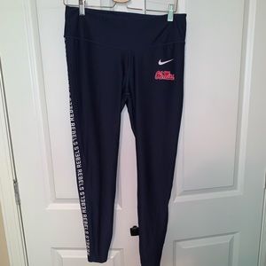 Nike Women’s Ole Miss Leggings Size Large